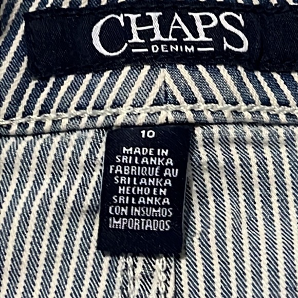 R.L. CHAPS MADDEN CAPRI JEANS (10) - Picture 8 of 14